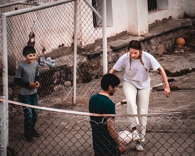 逐渐被边缘 逐渐被边缘